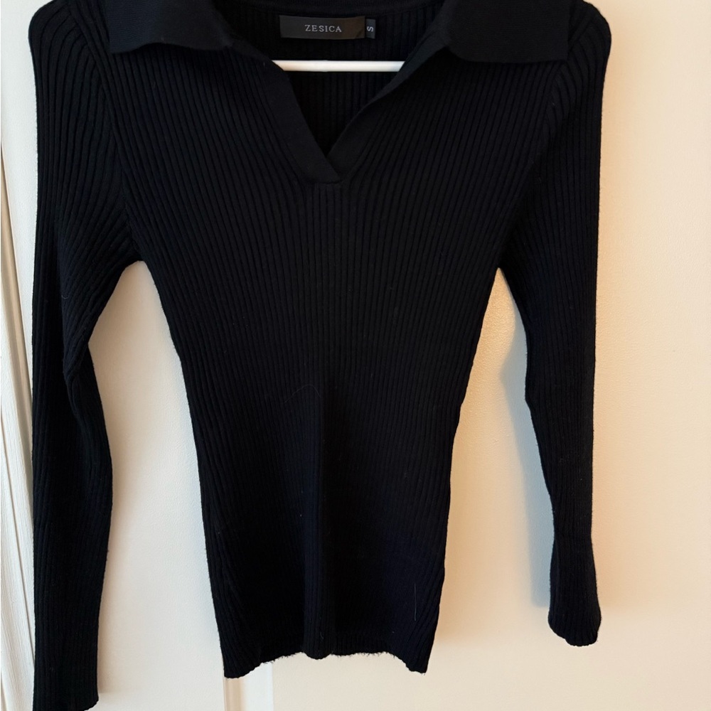 Zessica Women's Black V-Neck Sweater
